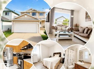 3236 27th Ave NW, Edmonton, AB T6T 1P8