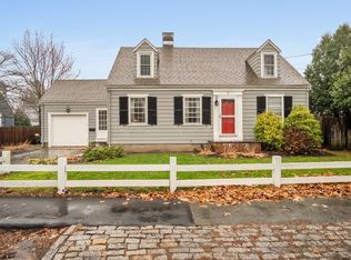 7 Puritan Rd, Beverly, MA 01915