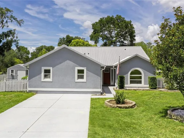 1050 FAHNSTOCK STREET, EUSTIS, FL 32726