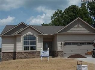 2056 Summer Evening Dr, Canal Fulton, OH 44614