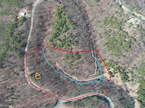 32 Hamilton Estates Dr, Romney, WV 26757