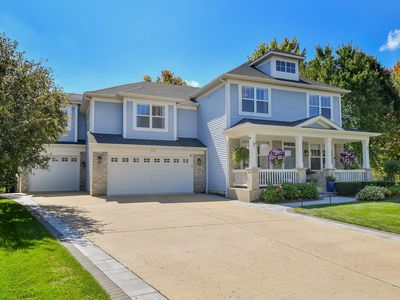 535 Red Sky Dr, St Charles, IL, 60175