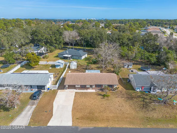 2325 Date Palm Dr, Edgewater, FL 32141