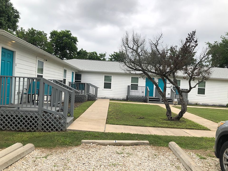 1st image of 211 Lulac St Unit 6