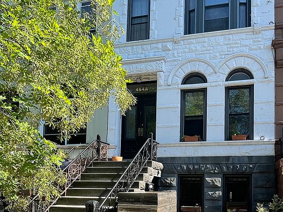 3rd image of 464A Macdonough St #1