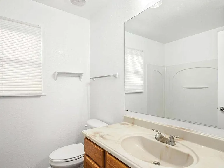 17127 W Statler St — Photo 20