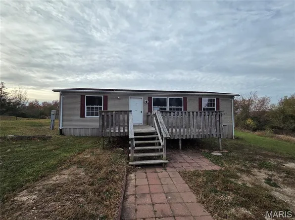 442 Dollie Dr, Villa Ridge, MO 63089