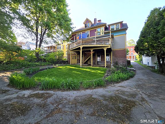 3rd image of 272 Prospect Street