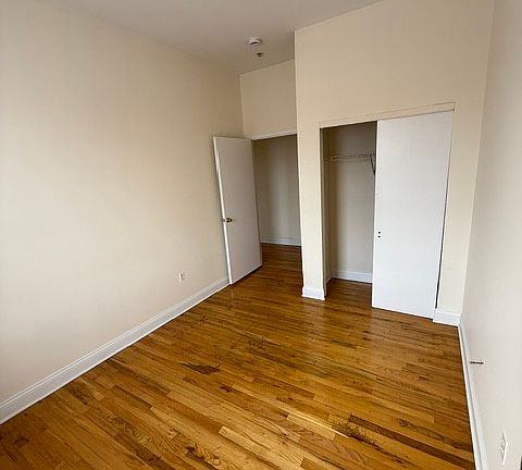 3rd image of 146 Virginia Ave #406