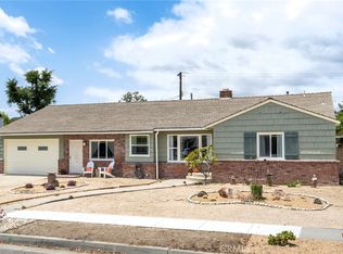 1521 Riverside Dr, Fullerton, CA 92831