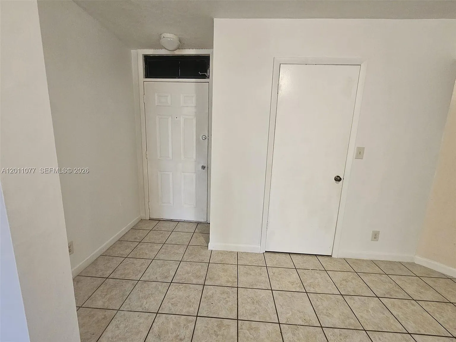 Lake Pointe Condominium N — Photo 3