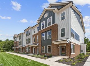 6 Sadie Cir #6104, Union, NJ 07083