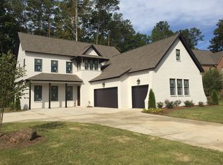 2056 Highland Village Bnd, Birmingham, AL 35242