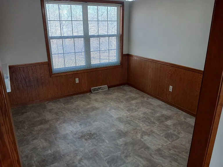 5102 Charm Ridge Dr — Photo 4