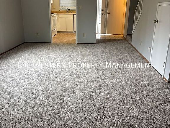3rd image of 804 Villa Ave