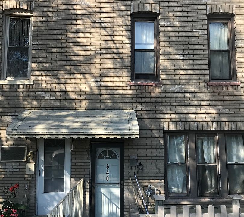 2nd image of 640 W 32nd St