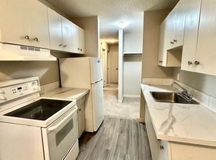 9108 127th Ave NW #205, Edmonton, AB T5E 0B1