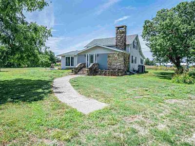 1426 8th Rd, Wakefield, KS, 67487