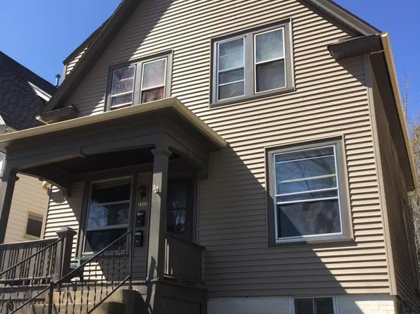 2925 S Clement Ave, Milwaukee, WI 53207