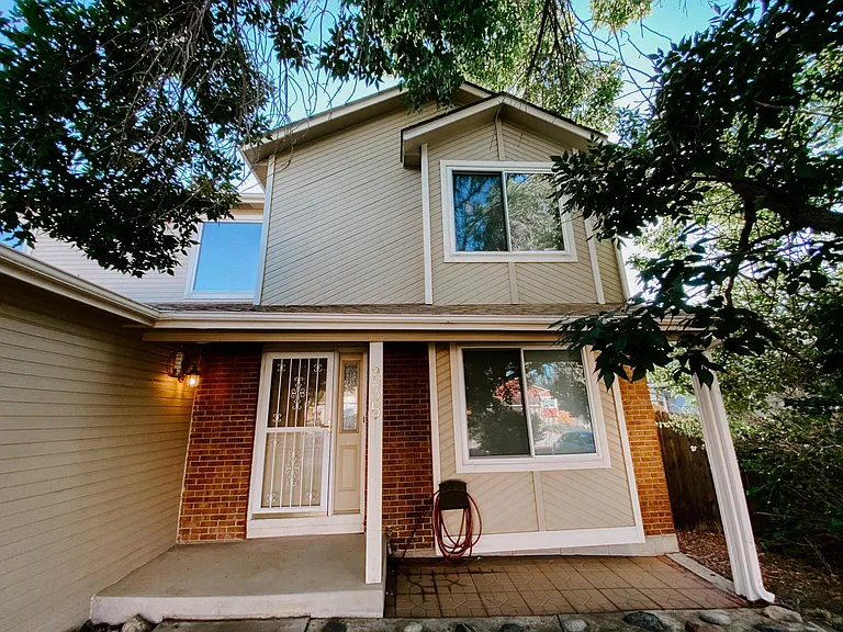 235 Lanfare Pl — Photo 2