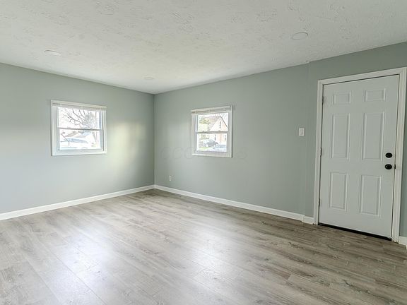 4th image of 3001 E 12th Ave