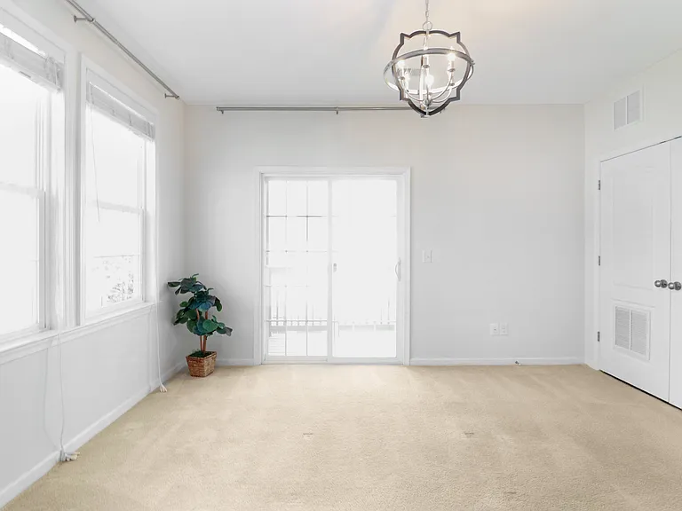 24620 Byrne Meadow Sq #300 — Photo 12