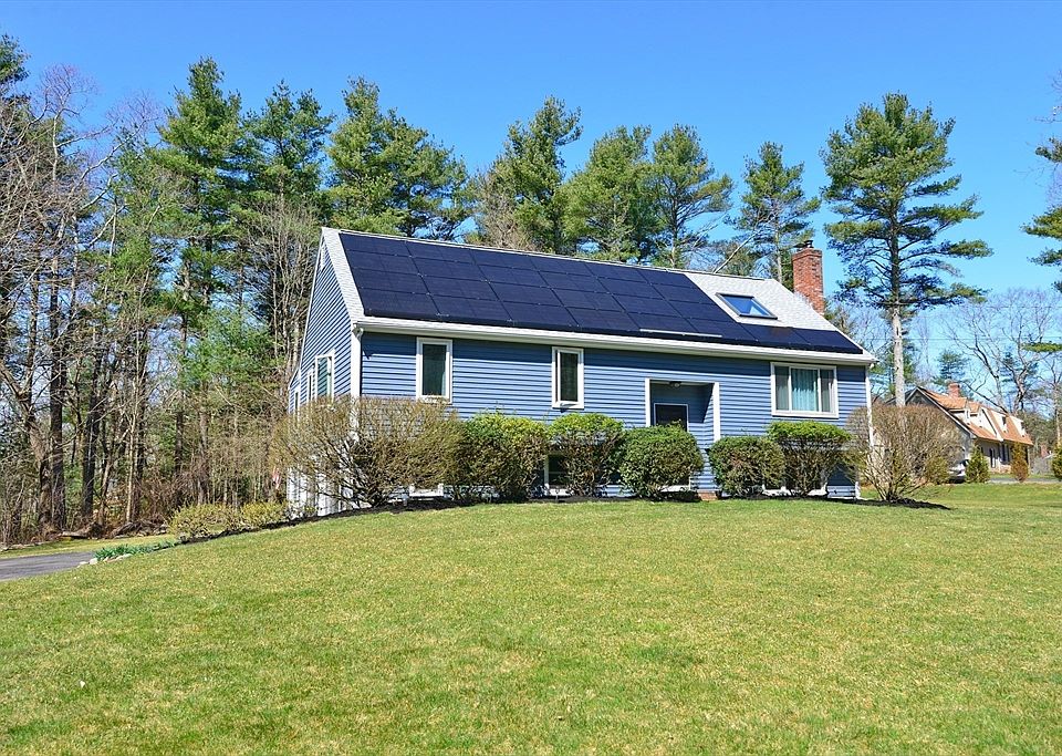 1st image of 141 Seekonk St