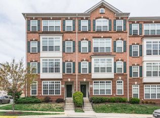 42586 Cardinal Trace Ter, Ashburn, VA 20148