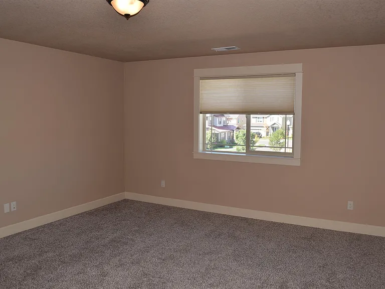 14632 Catalpa Way — Photo 8