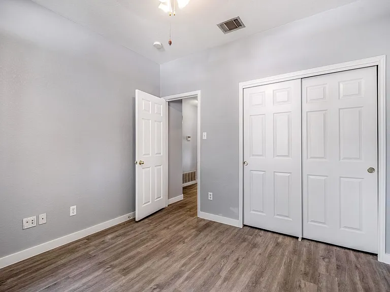 3413 Ruby Red Dr — Photo 10