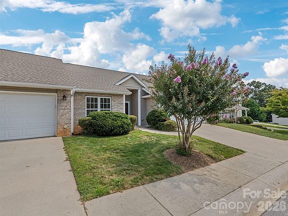 3rd image of 156 Chesire Way