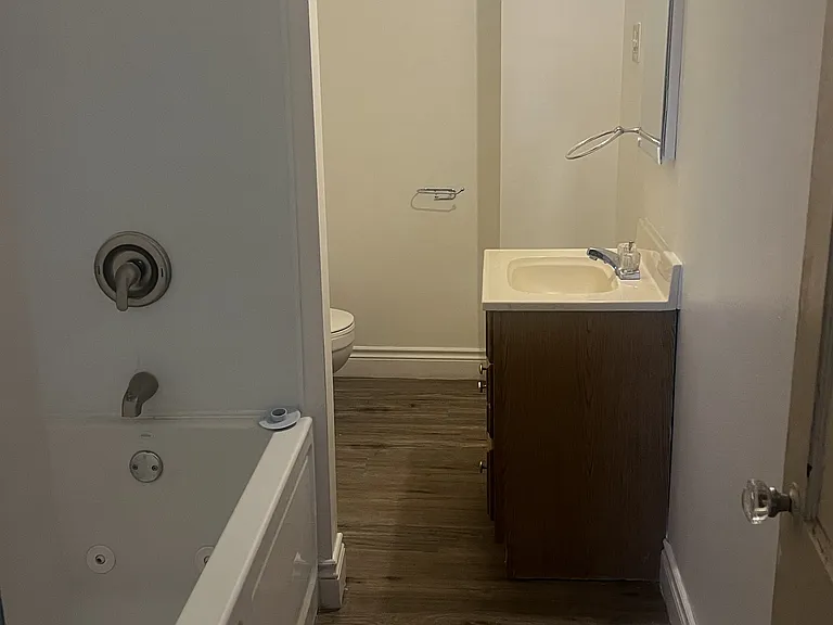 417 S Market St — Photo 16