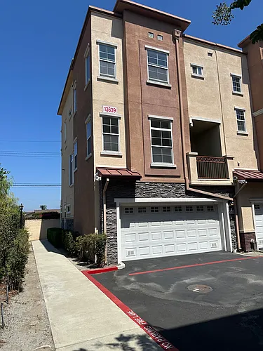 13639 Foster Ave #1 Photo 1 13639 Foster Ave #1 Photo 1