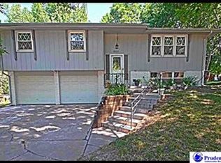 13508 Shepard St, Omaha, NE 68138