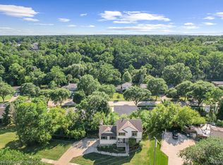 24143 Farmington Rd, Farmington, MI 48336