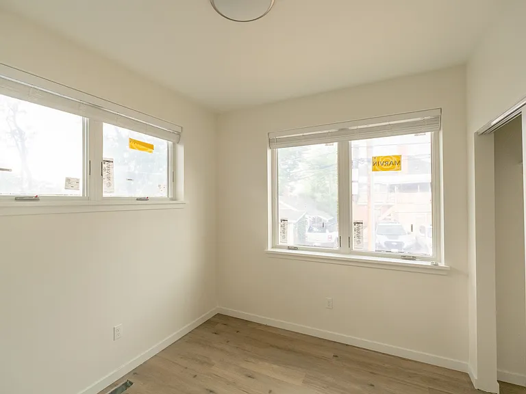970 13th St #B — Photo 8