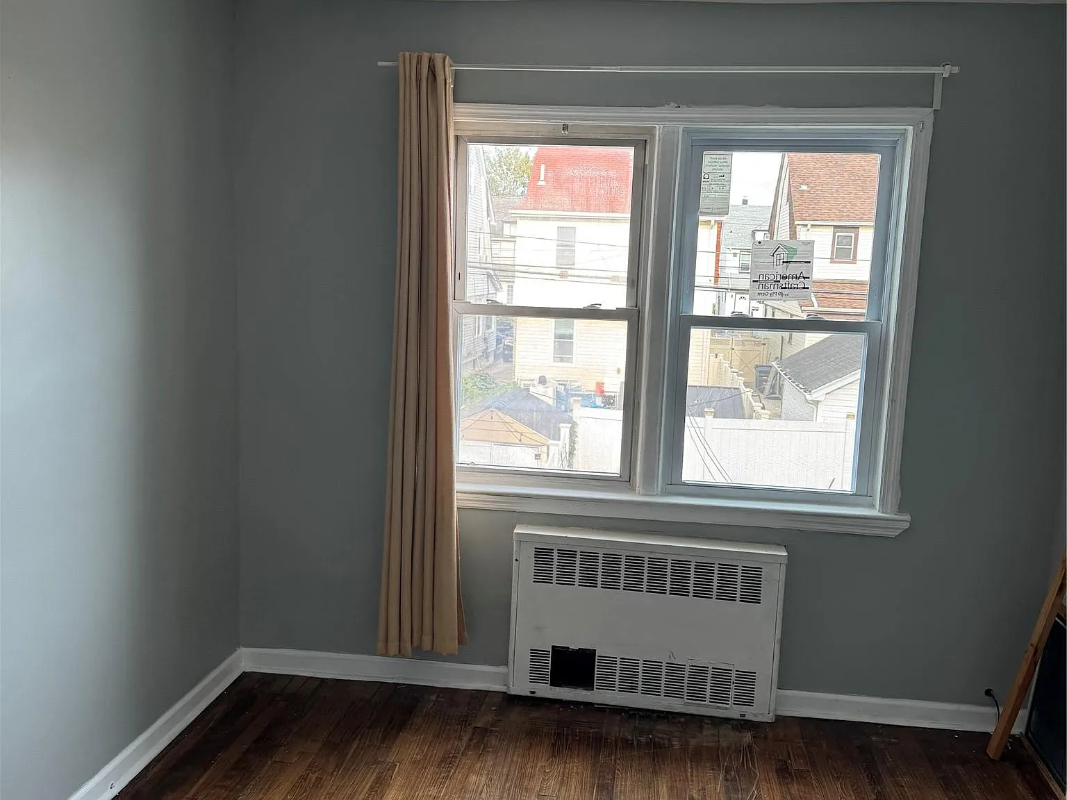 2 bed, 1.0 bath, 1848 sqft, $2,500 — Photo 2