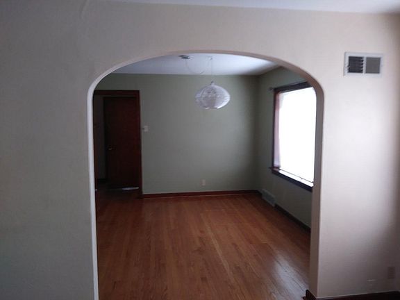 5th image of 6241 Loran Ave #A