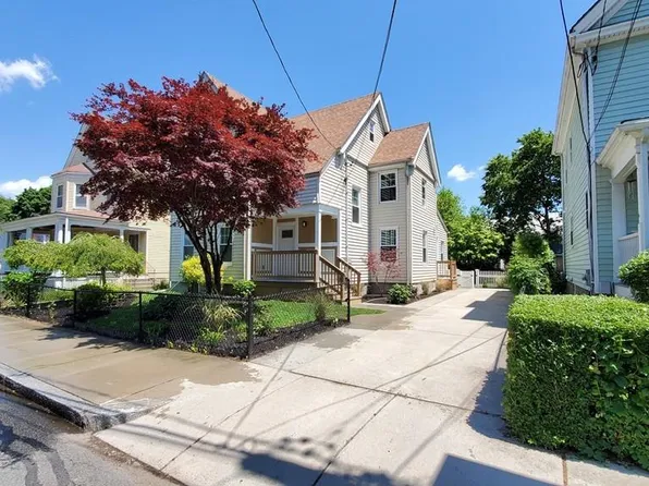 67 Idaho St, Mattapan, MA 02126