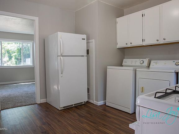 3rd image of 2280 Charles Ave