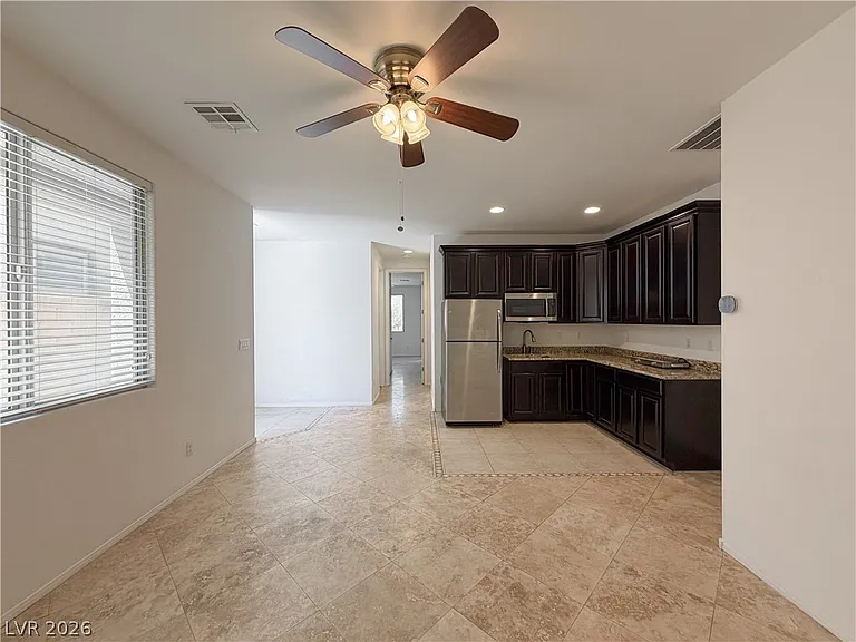 7296 Spring Flower Ave #B — Photo 3