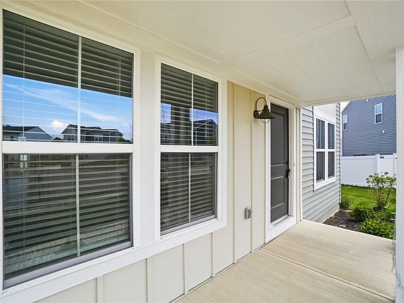 4th image of 230 Litten Ct