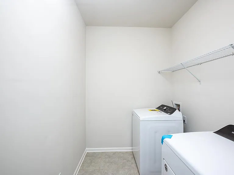 3322 Glenn Hope Way — Photo 16