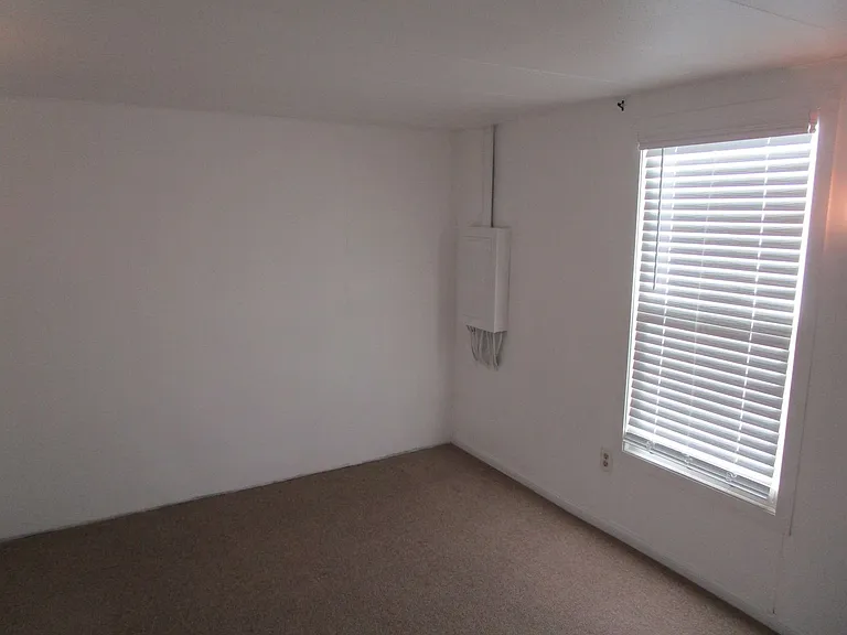 6760 SE Canyon Rd — Photo 8