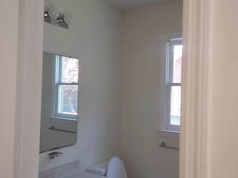 643 Folkstone Rd — Photo 21