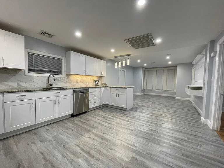 171 Elliot St #2 — Photo 20