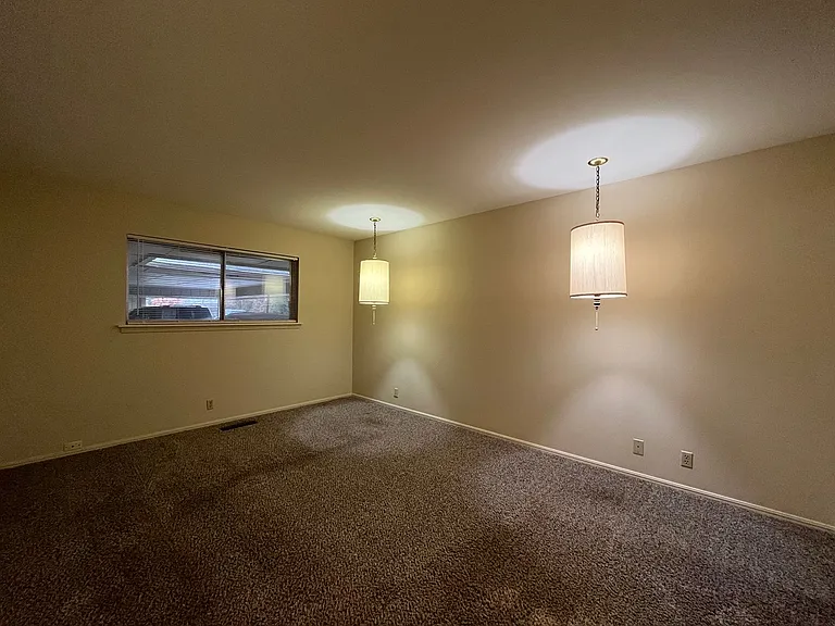 3526 E 48th Pl — Photo 13
