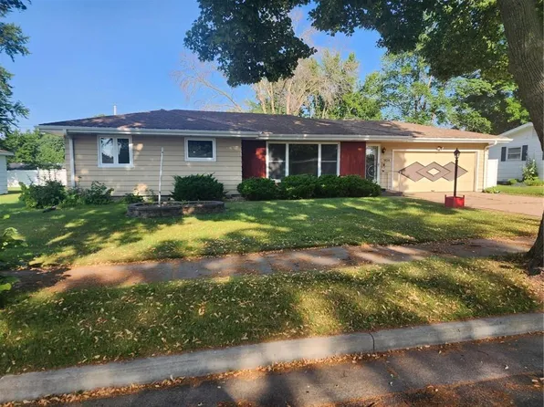 2804 12th Street, Eau Claire, WI 54703