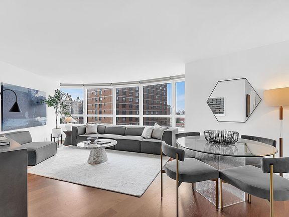 2nd image of 200 E 94th St APT 1415