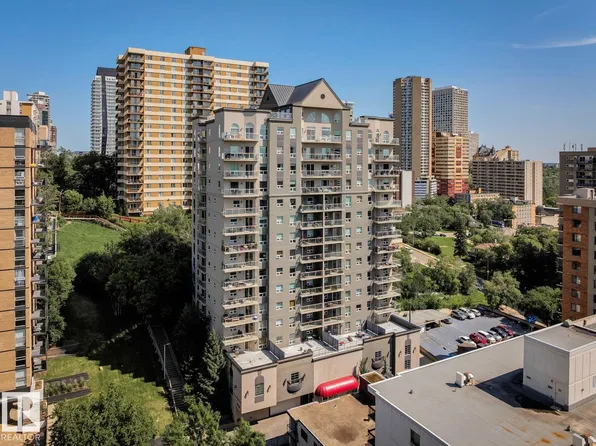 9819 104th St NW #906, Edmonton, AB T5K 0Y8